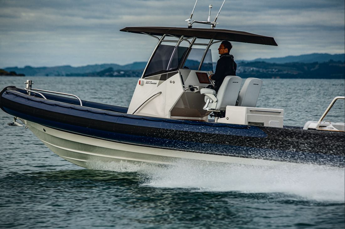 Protector 310 Chase RIB, gallery photo 2 of 6