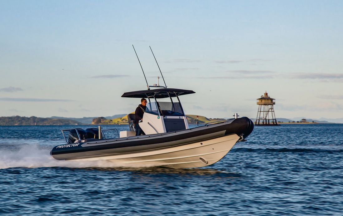 Protector 330 Chase RIB, gallery photo 5 of 7