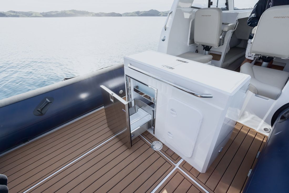 Protector 330 Targa RIB, gallery photo 7 of 8