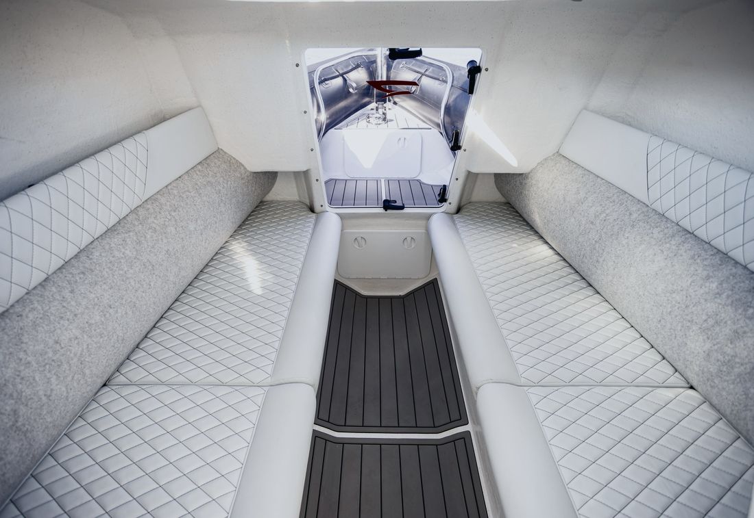 Protector 330R Targa RIB, gallery photo 2 of 7
