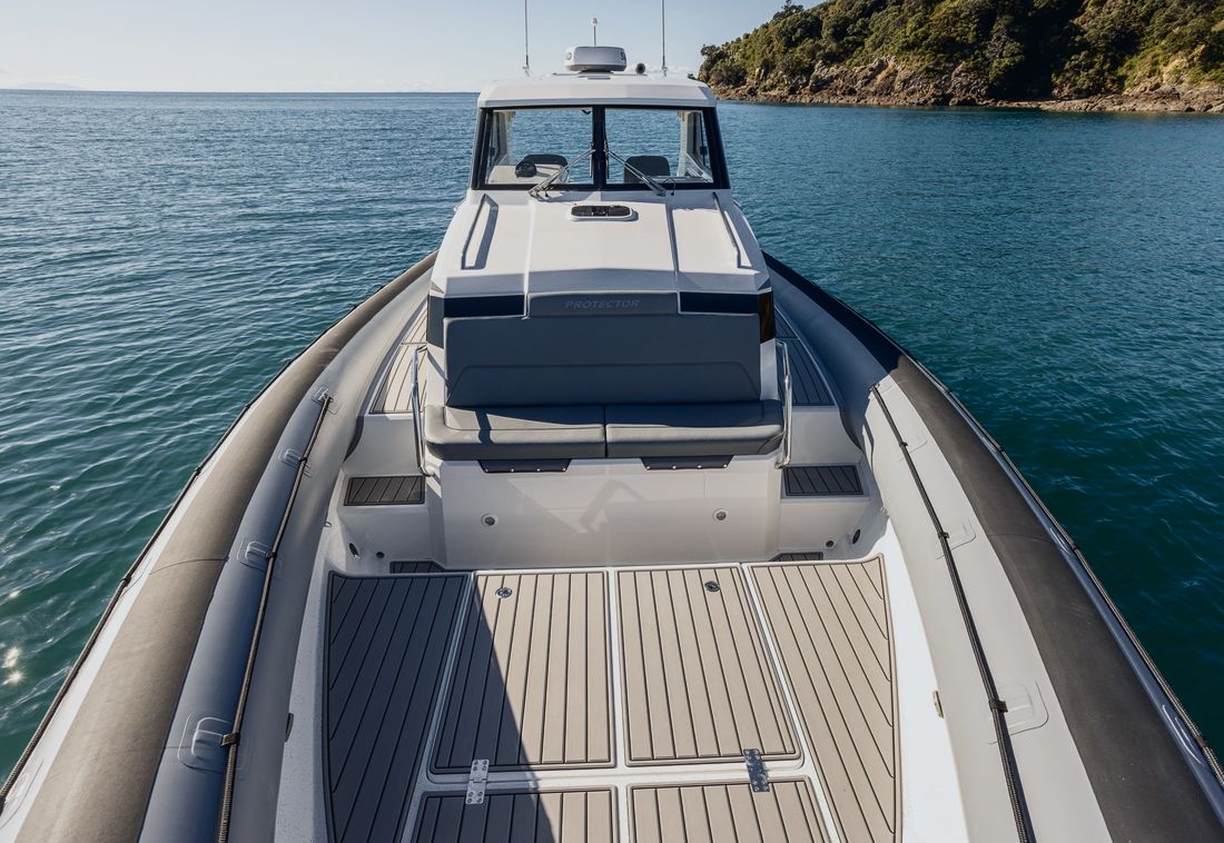 Protector 380 Targa RIB, gallery photo 3 of 6