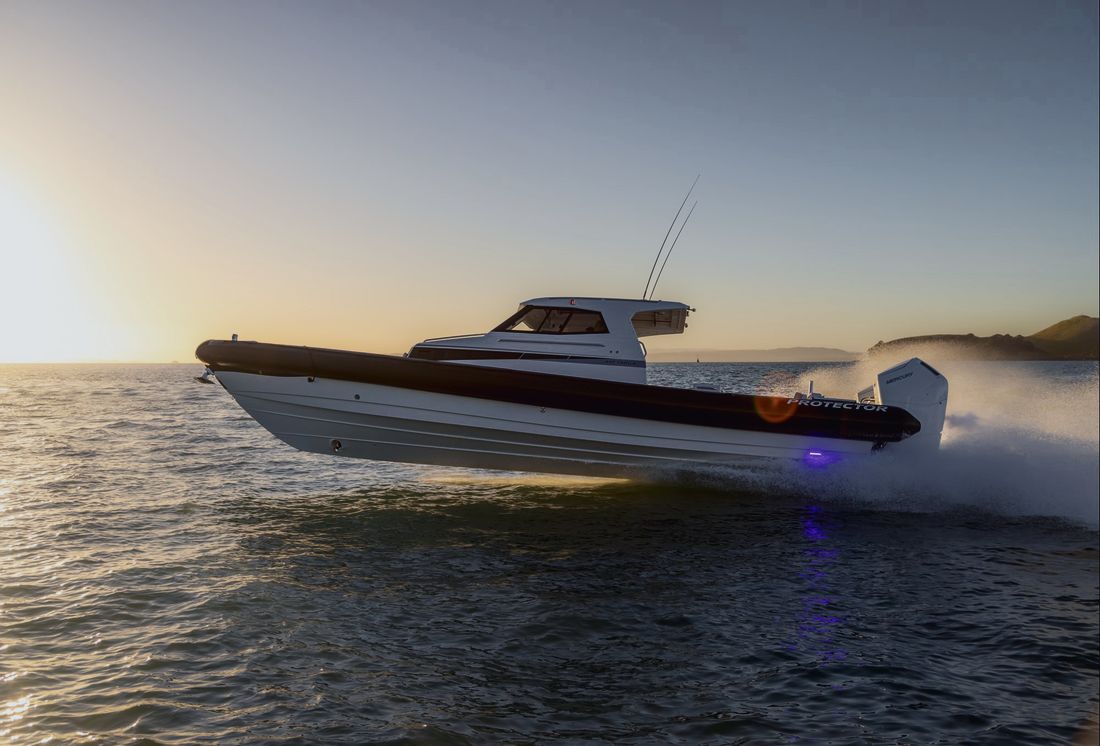 Protector 410 Targa RIB, gallery photo 2 of 8